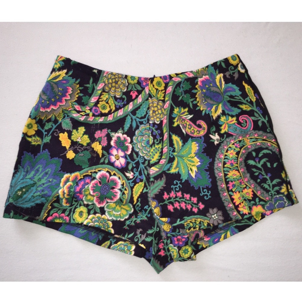 JOYCE Shorts from Missguided